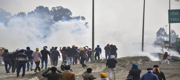 Farmers' protest march: Delhi Police orders 30,000 tear gas shells