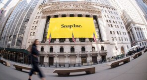 Snap surges 25% in extended trading after signs that its Ad revamp is finding an audience