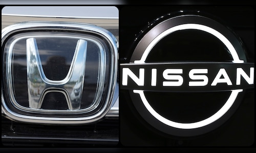 Japanese automakers Nissan and Honda join forces to develop EVs - CNBC TV18