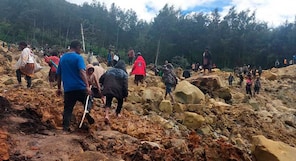 Over 2,000 people buried alive in landslide in Papua New Guinea
